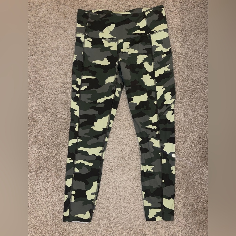 Lululemon crop leggings